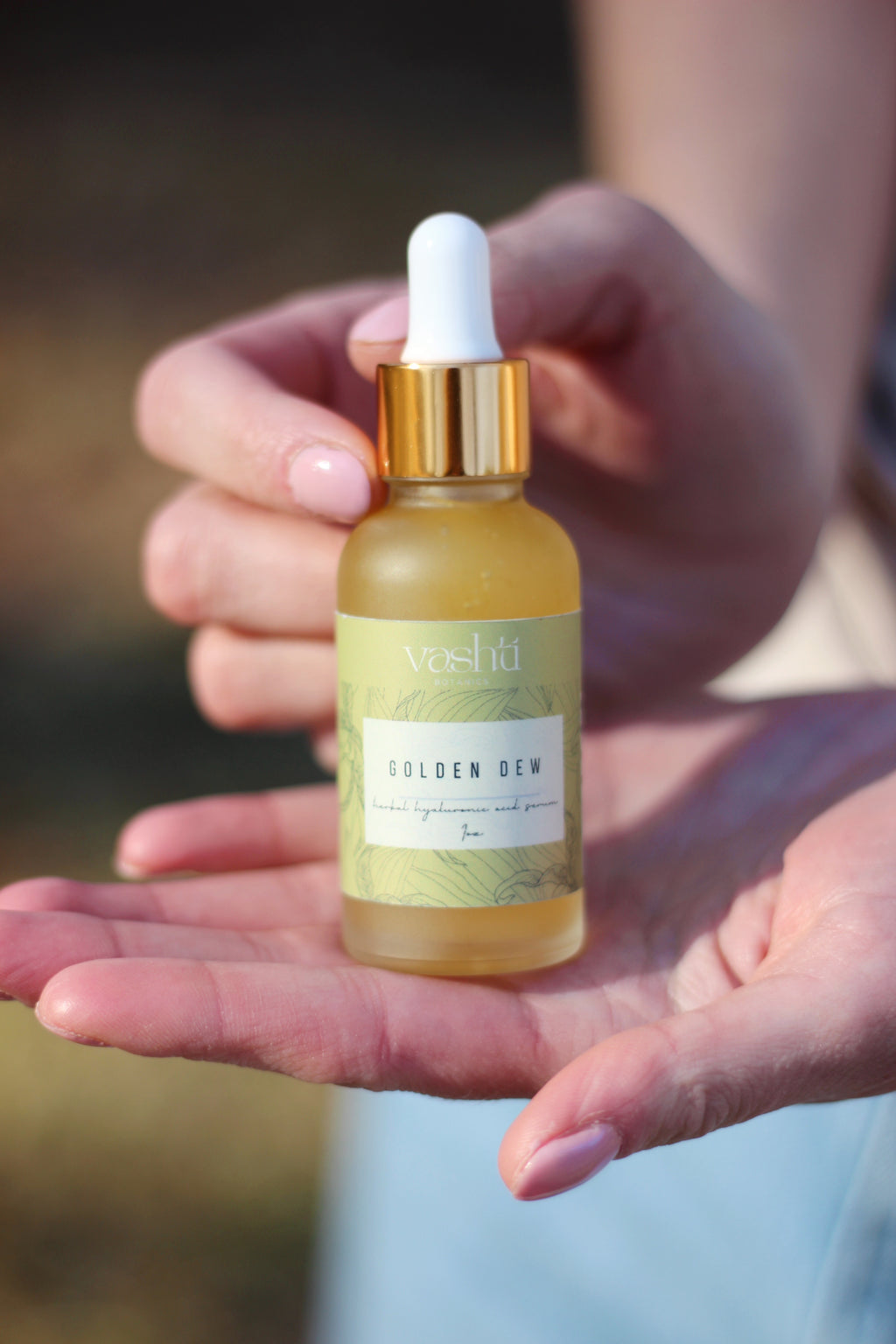 Golden Dew Hyarulonic Acid Serum